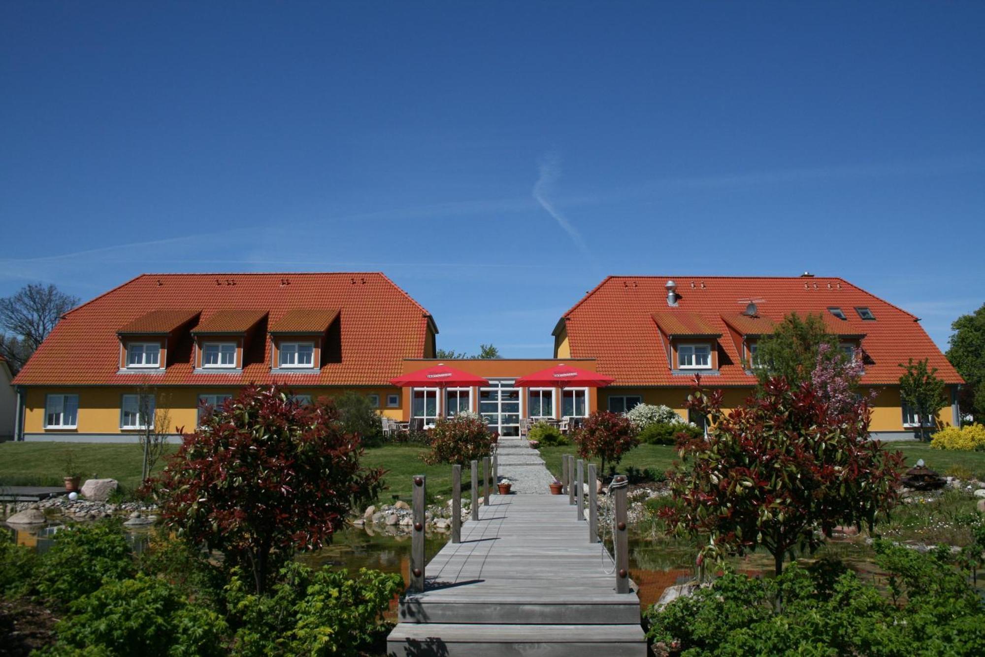 Hotel&Restaurant Zum Kap Arkona Putgarten Buitenkant foto